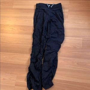 Live to Move pant Ivivva size 8 unlined